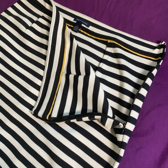 Tommy Hilfiger Striped skirt Size 8 black -white - Picture 4 of 4